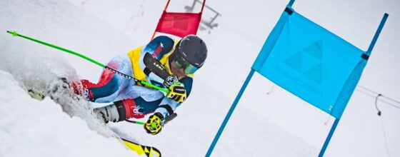 Scoala de ski din Poiana Brasov  cu instructori ski / monitori ski  profesionisti atestati ISIA – ofera lectii de ski pentru copii si adulti, cursuri de ski individuale si de grup